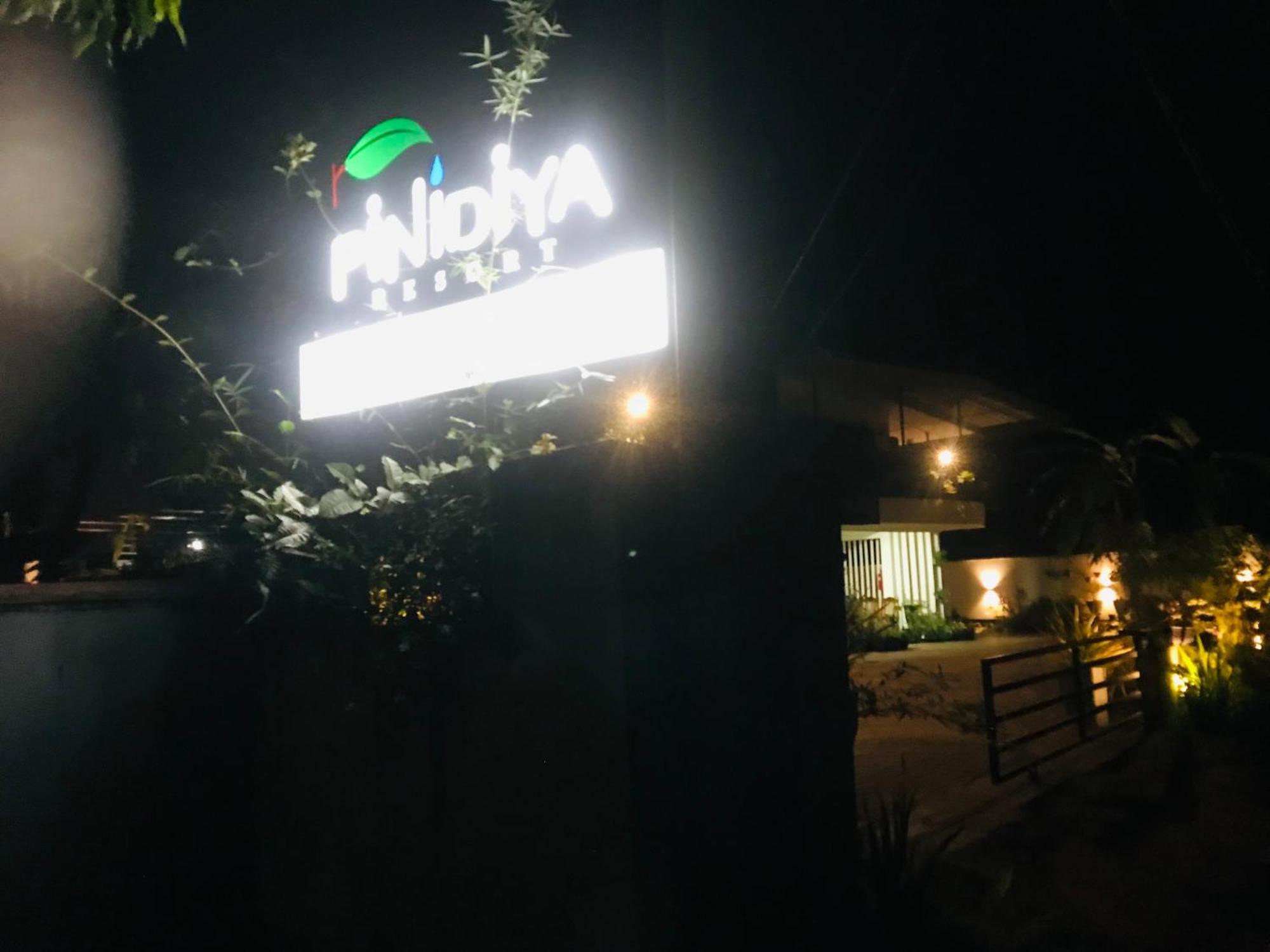 Pinidiya Resort Anuradhapura Exteriör bild