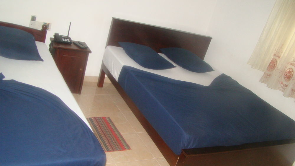 Pinidiya Resort Anuradhapura Exteriör bild